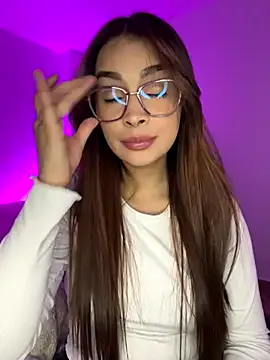 Linna_Cam — Make me cum please