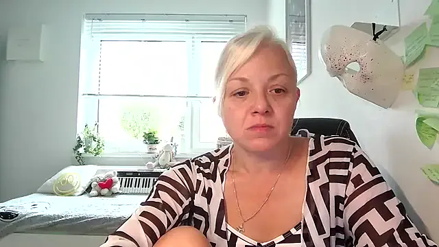 Linsy_Kim — If you want to get one of my naked photo