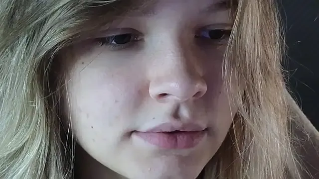 LitaBrom — show tits