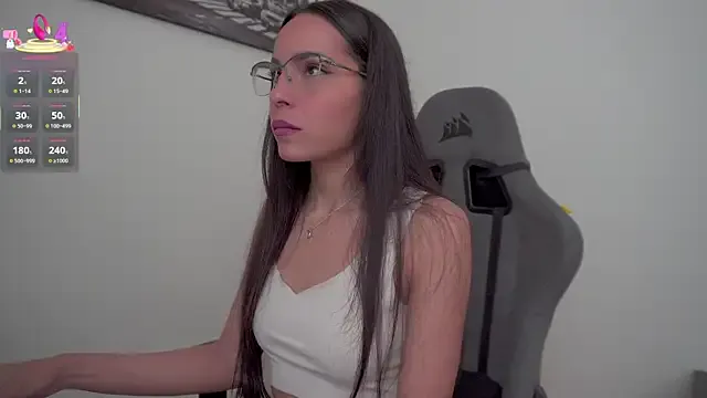 little-eli — Dildo in Pussy