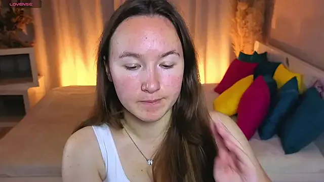Little_doll_meow — air kiss