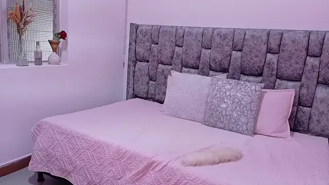 Lizbeth_Rouse — doggy style 