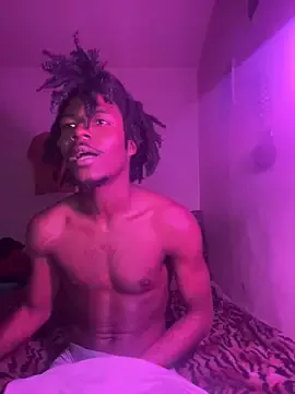 lolalaii — Get naked