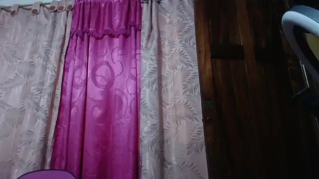 Lolitaa_ran — undress me now