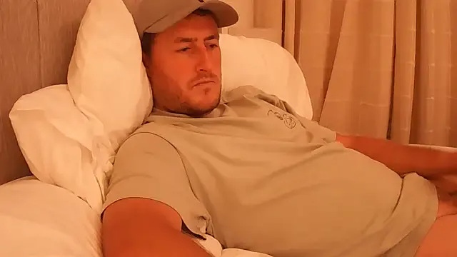 Londonlad818 — huge cumshot for you!!