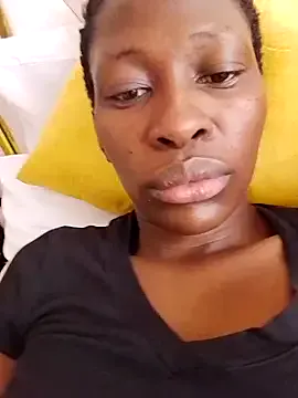 LOVELY-2BERRY — Cum show