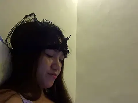 Lovelyclaya — Help me to reach my goal thank you