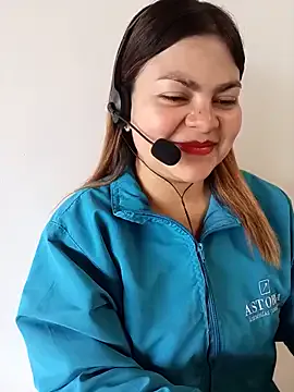 LUCIANA__99 — topless in my office my boss sees me