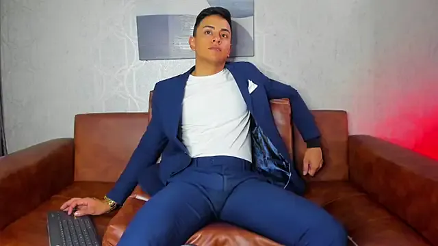 Lucii_fer_ — naked and masturbation