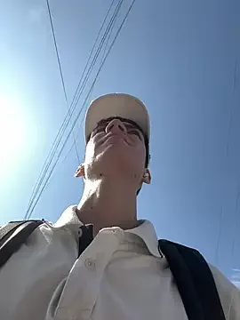 Luck__090 — Public Show cum and dildo