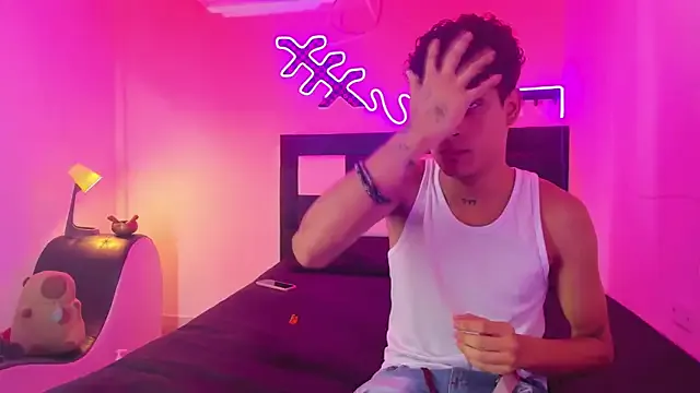 Lucky_boys__X — Hi Guys; Kisses Freanch + Suck Cock 