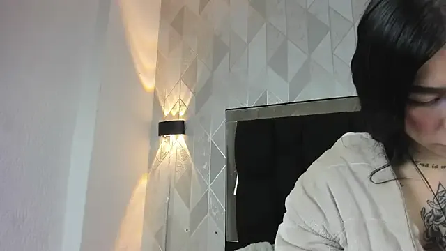 Lucy_leroy — Mastubate my delicius pussy