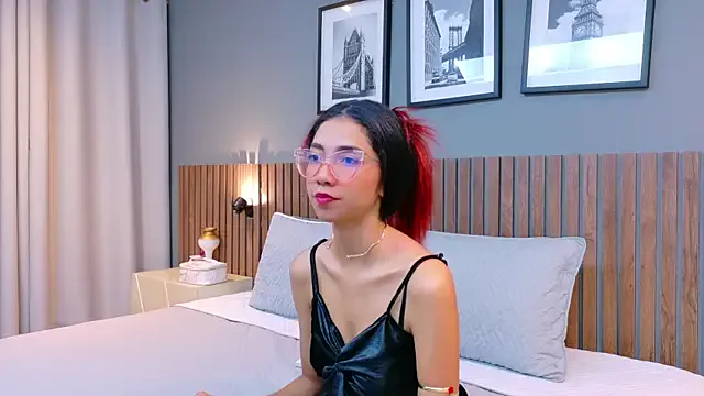 luna_roja25 — Make the nun suck