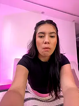 luna_sofia12 — FULL NAKED, OIL AND SEXY DANCE
