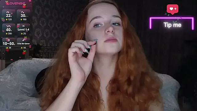 LunaSweet18 — Hot video in PM !!!
