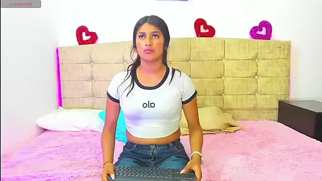 Lushy_sweet — SHOW TITS AND SUCK DILDO