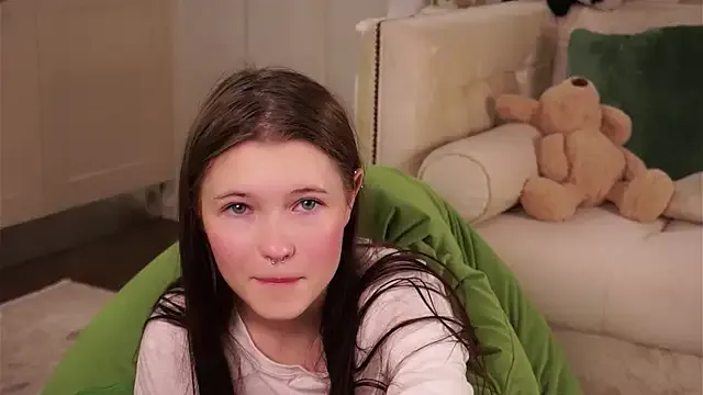 LynHillaire — lick finger with me
