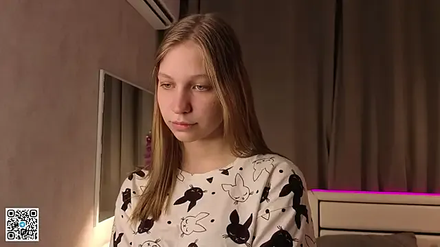 LynneHaviland — touch my sweet lips