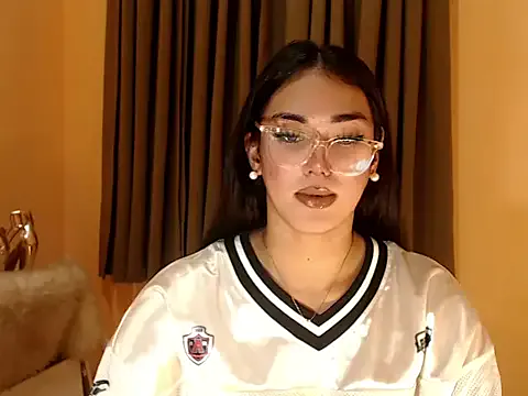magnificent_kitana — make me feel your love!