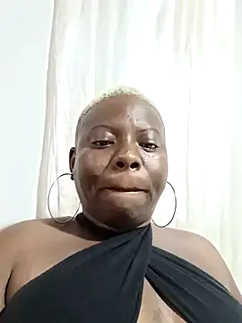 mamichulanegra — Private on StripChat