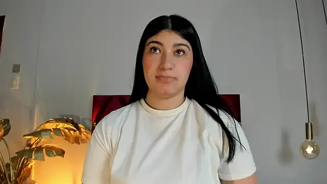 MaraRosenthal — Spread pussy