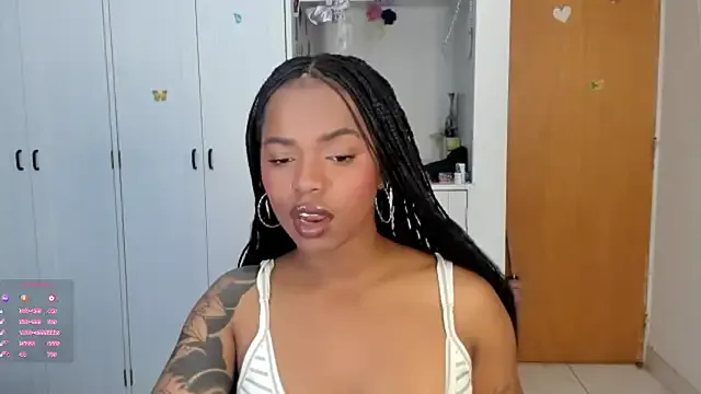 Marce_22 — Fuck my pussy and squirt