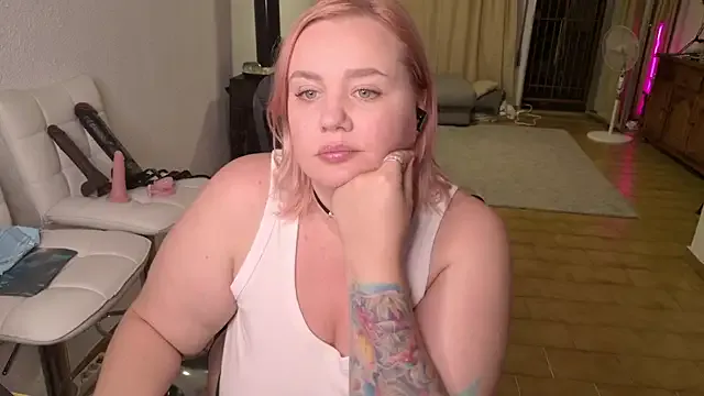 MargotGrey — show boobs