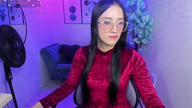 Mariana_reids — Suck Dildo