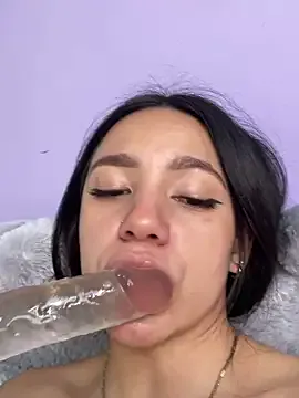 Marianahb-e — Freechat on StripChat