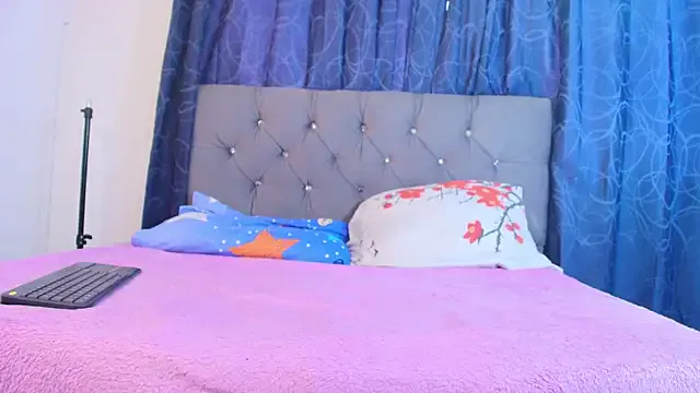 Mariangel_Dirty — 3 Finger in my ass