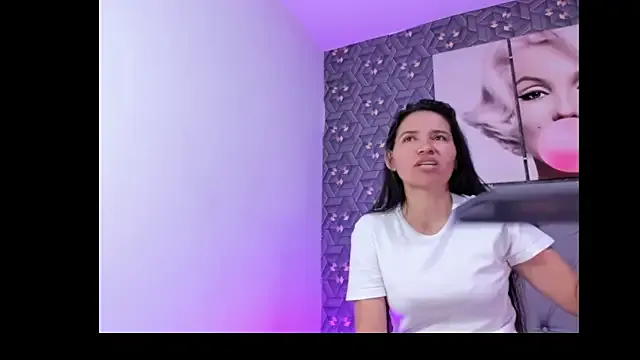 Marie_G33 — tits outside