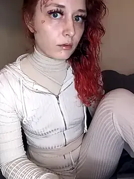 marijacucu — Cum on face