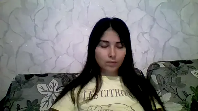 Marina_Edwards — Make me wet pls 