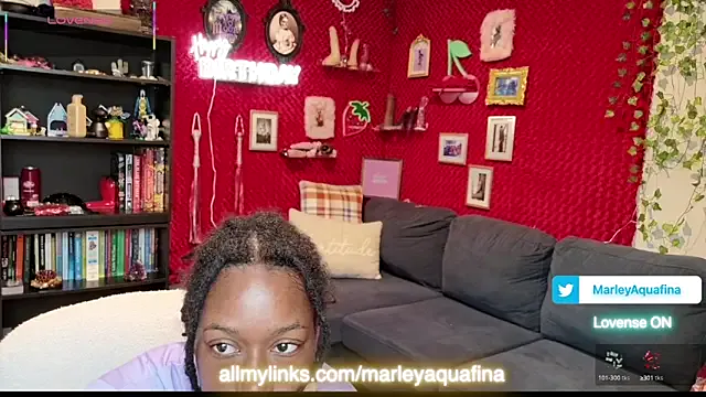 MarleyAquafina — SQUIRT SHOW!!!
