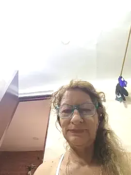 MaryeLunna — Freechat on StripChat