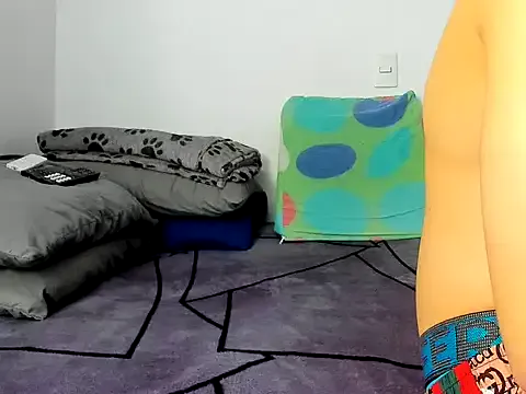 Master_Leonardo — Master's cum show