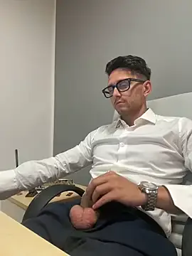 masterboss_ — OFFICE CUM SHOW!