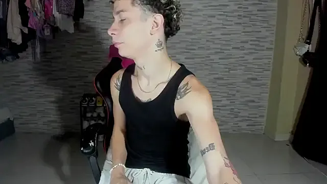 mateodeamjo — ALL NAKED
