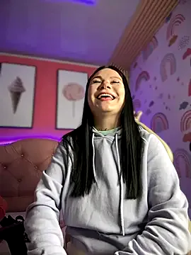 Megaan__More — Flash Tits