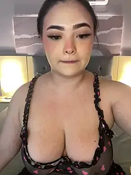 Mericute — Fuck my pussy so wet!! 