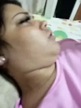 merylinbebe — Tener sexo duro frente a la cmara