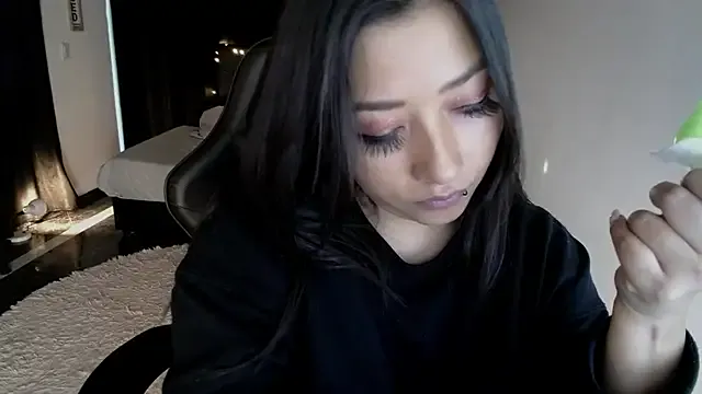 Mia_1120 — Get Naked + sexy dance