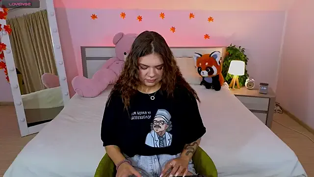 Mia__Moon__ — File me with a delicious donut