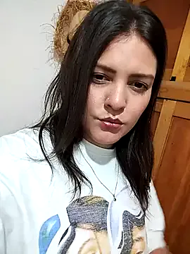 Mia_Hampton — Bored and nobody fucks me!