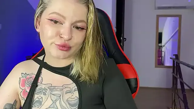 Mia_Kamp — spank ass x5