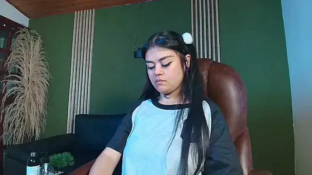 Mia_Morelli_ — destroy my saliva makeup