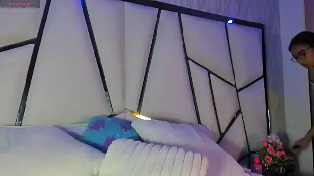 mia_vy — Fuck me dear, help me big SQUIRT 
