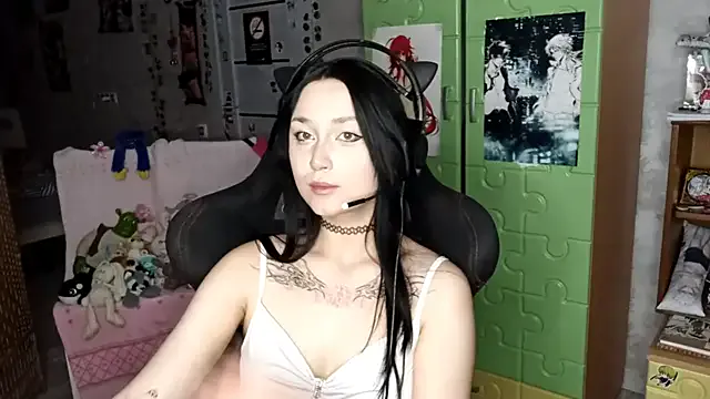 MiaJuiceee — Salun on the chest