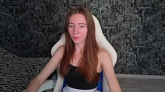 MiaLinder — I'll show you my panties.