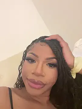 mialongxo — Freechat on StripChat